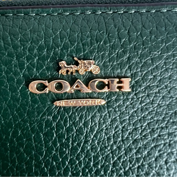 Coach Women’s Pebbled Leather Long Zip Around Wallet Emerald Green Maroon Int. - Picture 3 of 9
